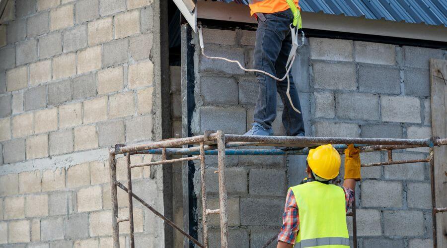 Expert Emergency Roof Repairs services in Dodgeville, WI